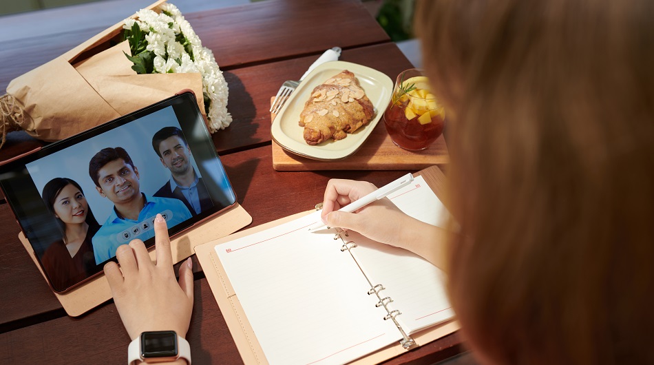 Why Manual Follow-Ups Start Failing as Businesses Grow