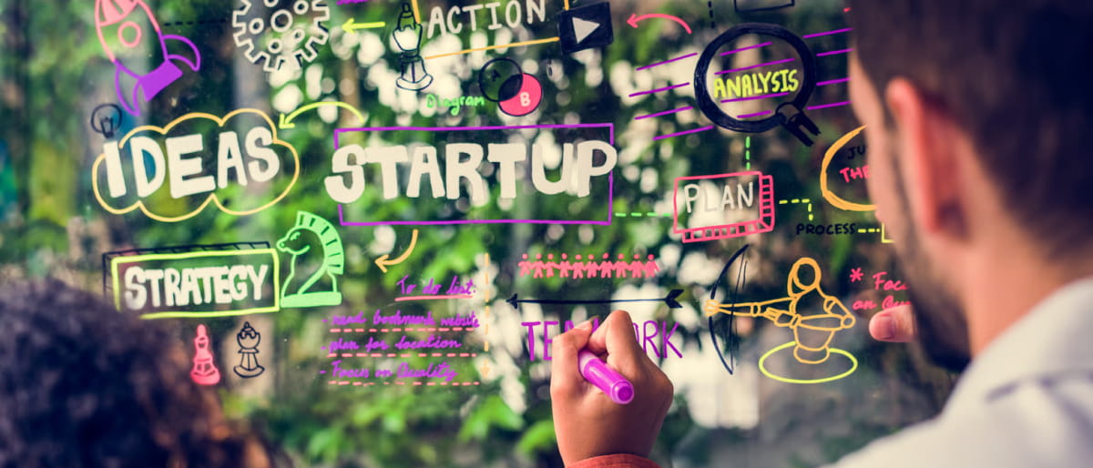 How to Choose the Right Pipeline CRM for Startups